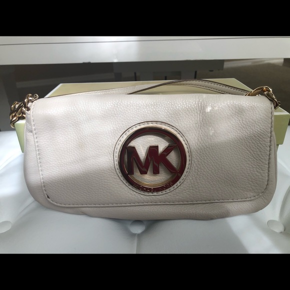 Michael Kors Purse with Dust Bag - Picture 2 of 3